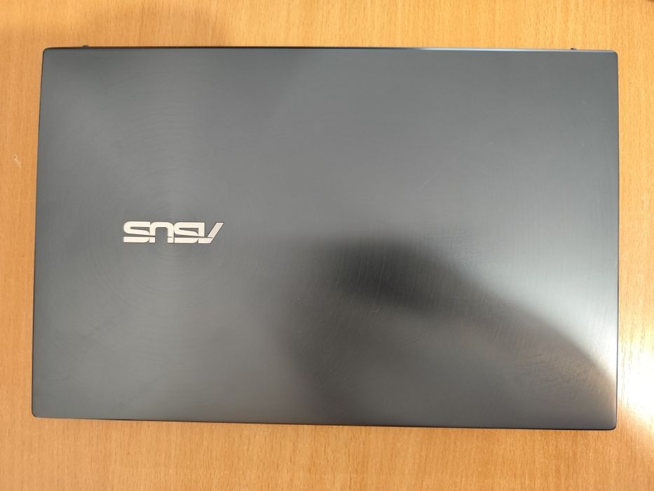 Asus zenbook 14 ux425ea
