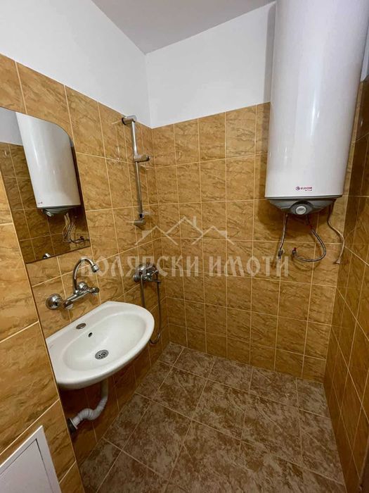 Реновирана гарсониера в кв. Пролет