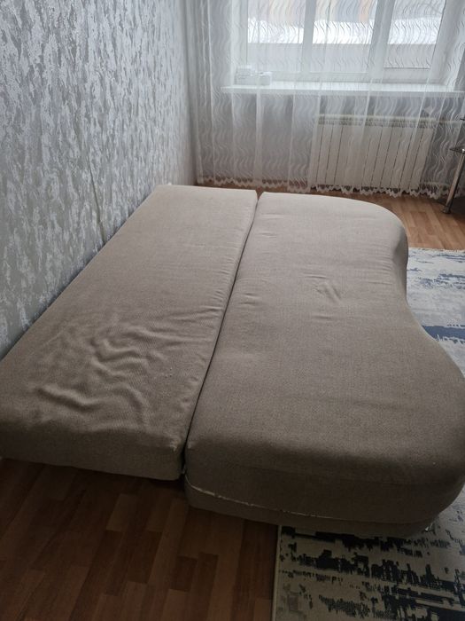 Продам диван в хорошем состоянии
