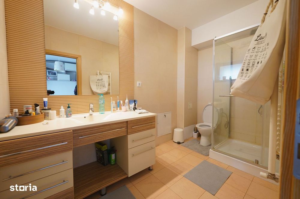 Vila 5 camere, Piscina, Cartier Domus, Pipera, acces rapid A3