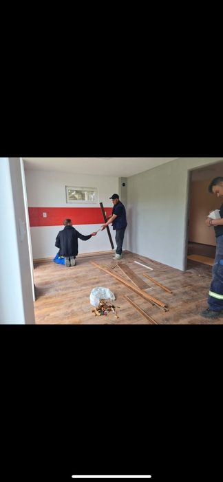 Vând containere modulare