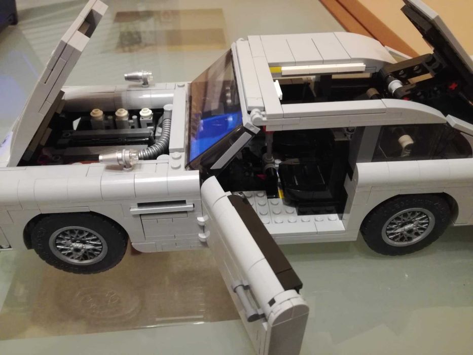 Конструктори Лего - LEGO Creator Expert 10220 и 10262