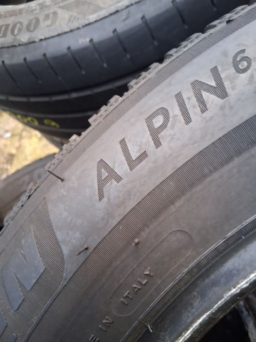 215 60 16 MICHELIN 2бр летни дот 2023г