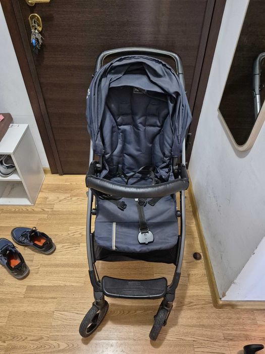 Продавам детска количка Peg Perego book 51S