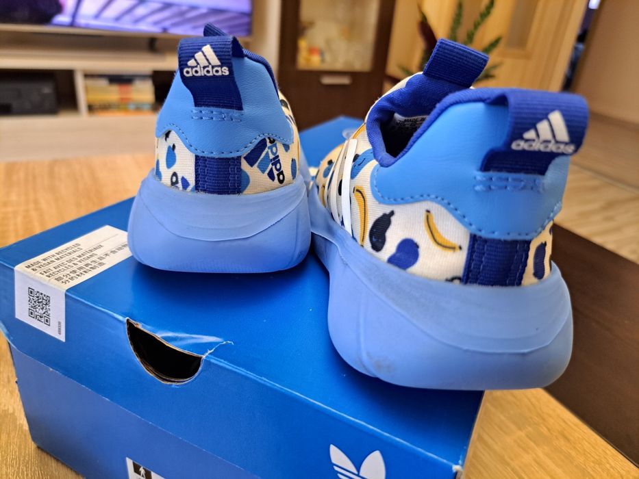 Детски обувки"Adidas"