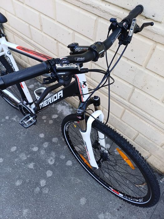 Bicicleta cross/touring Merida