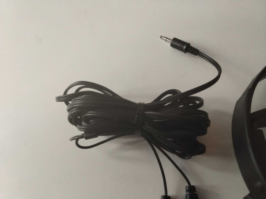 оригинални немски големи професионални слушалки за дисководещ