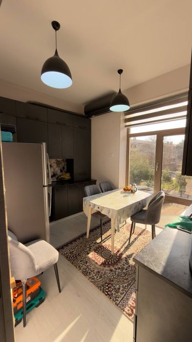 Алмазарский район 2/2/5 56м2 Срочно Продам квартиру