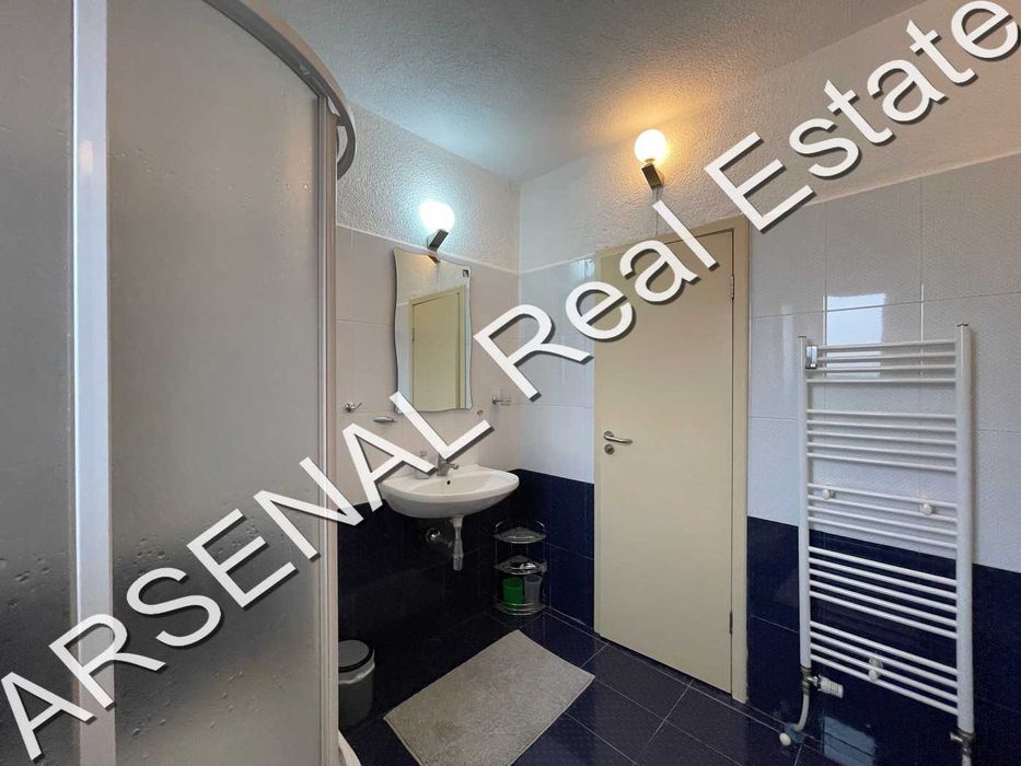 Къща под наем, Симеоново