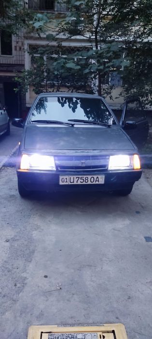 Авто ВАЗ 2108  продаю