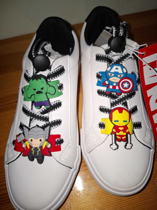 Детски сникърси Avengers