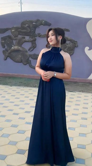 Вечерние платья