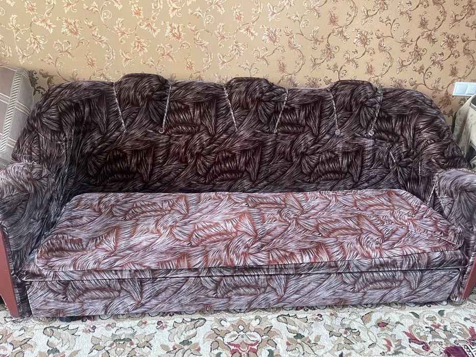 Продам диван 10 т
