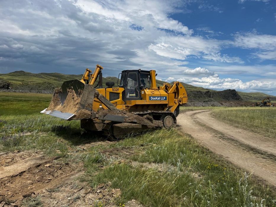 услуги новых бульдозеров SEM