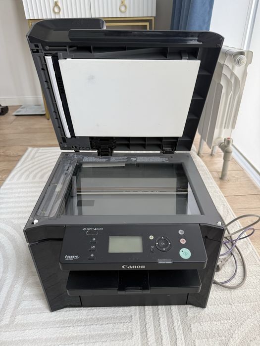 Принтер продаю б/у Canon MF 4430