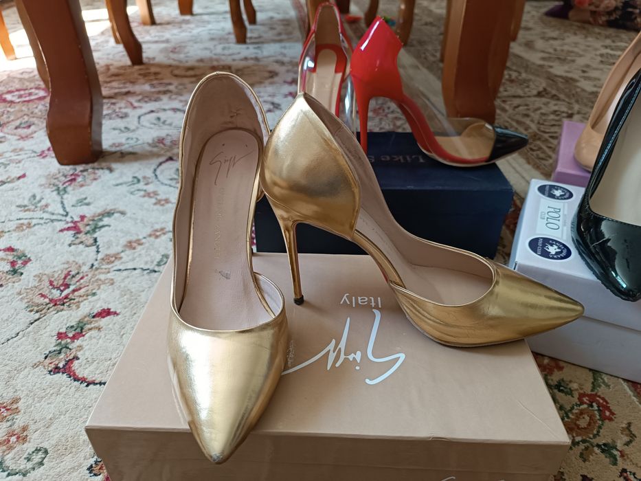 Туфли килген тойларга