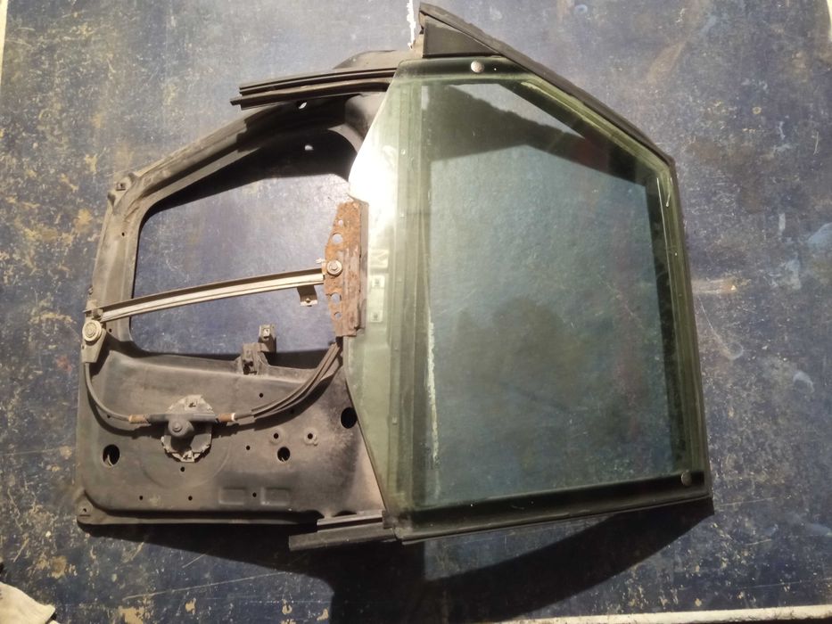 АУДИ 100 С3 Двери