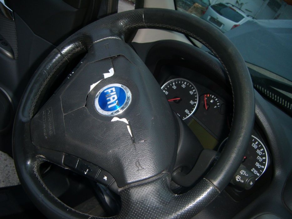 Фиат Крома 2006год. 1.9 JTDM 120к.с.Само на части