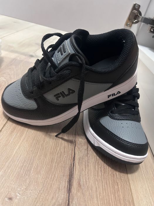 Детски обувки Fila EU32