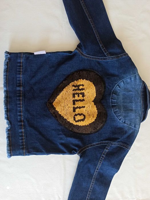 Джинсовки новые для девочки