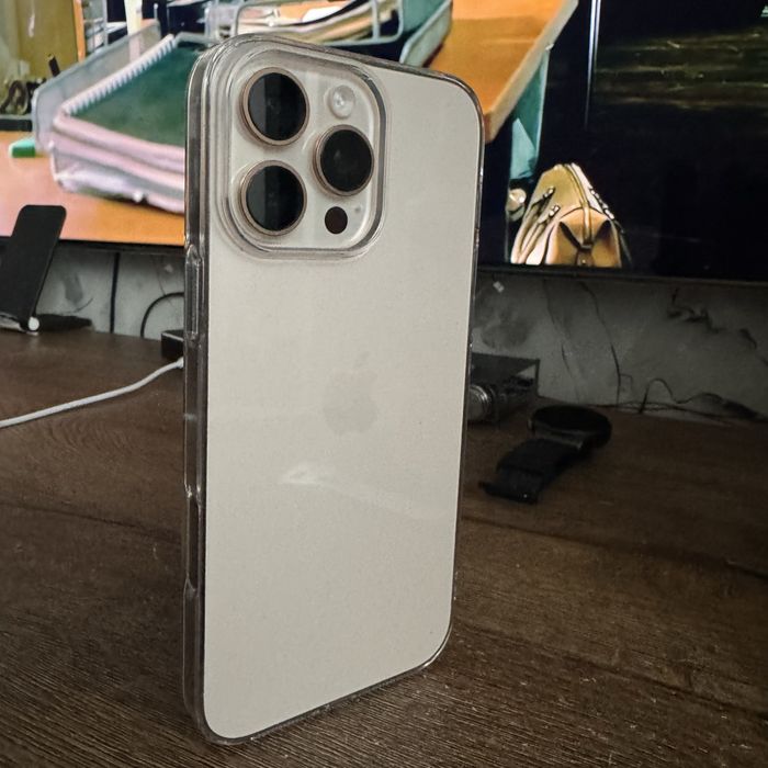 Продам iPhone 16 pro max идеал