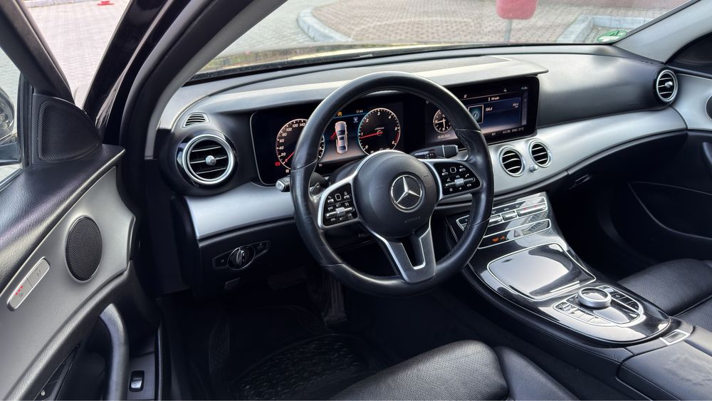 Mercedes E220d E Class 2.0d 194 CP an 2018* Virtual Cockpit Avantgarde