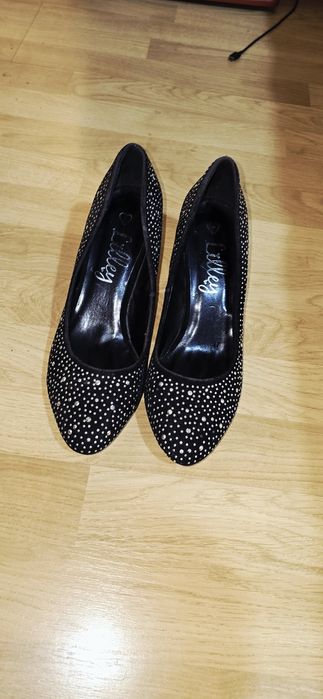 Дамски обувки, шик