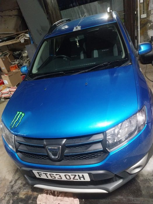 Dezmembrez Dacia Sandero an 2014 1.5dci 66KW 90CP