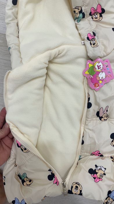 Безрукавка утепленная на девочку