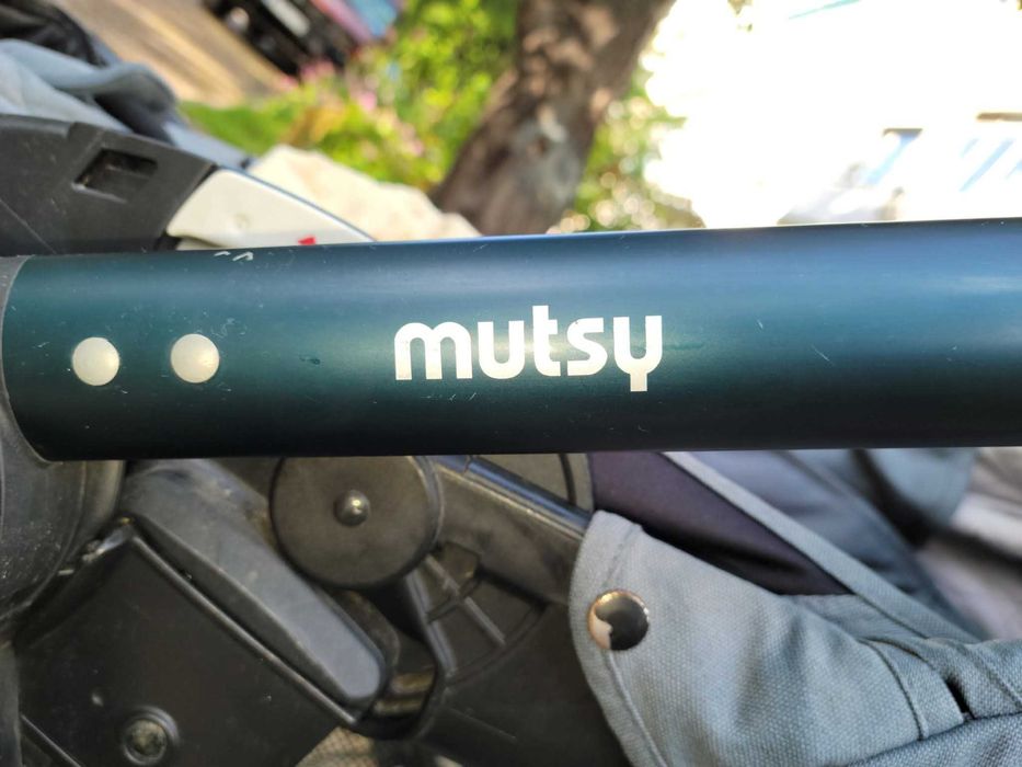 Mutsy Evo - в добро състояние.
Бебешка количка