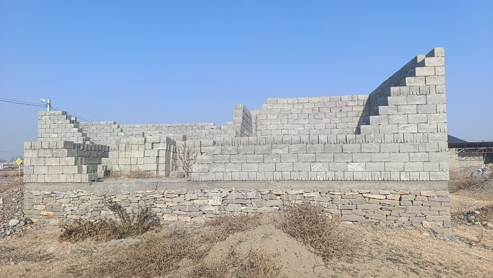 Жер сатылады ровнида