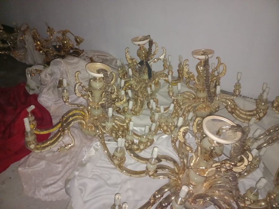 Люстры от ресторана