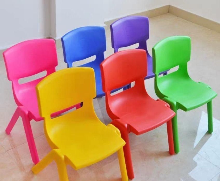 Стул стульчик детский пластиковый  3500тг розовый