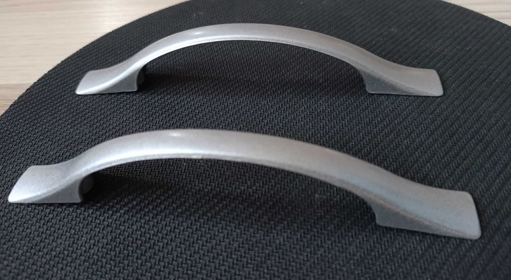 *НОВИ* Мебелни дръжки - 2 броя