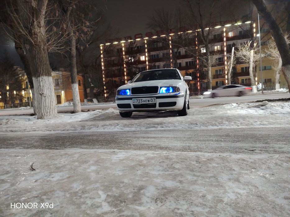 Легковой автомобиль