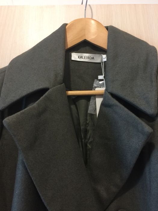 Пальто демисезонное