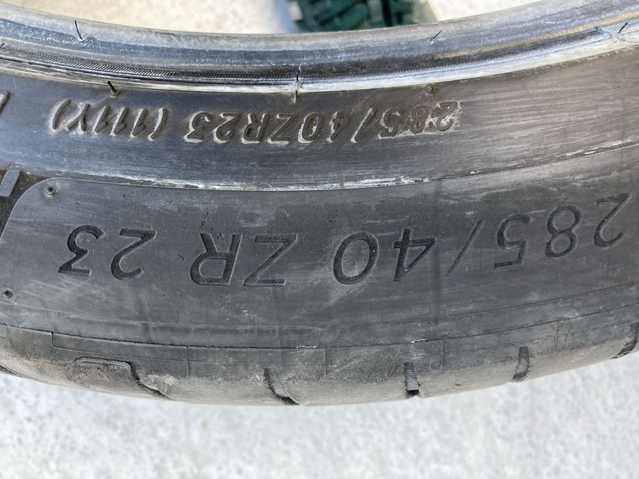 Лятни гуми спорт пакет 325-35-23 задни и 285-40-23