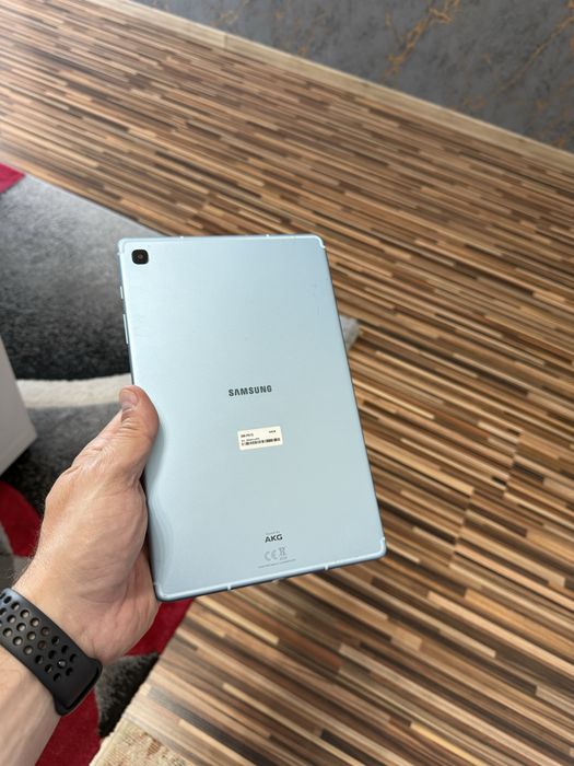 Tableta Samsung Galaxy Tab S6 Lite, ecran 10.4'' , 64GB, frumoasa