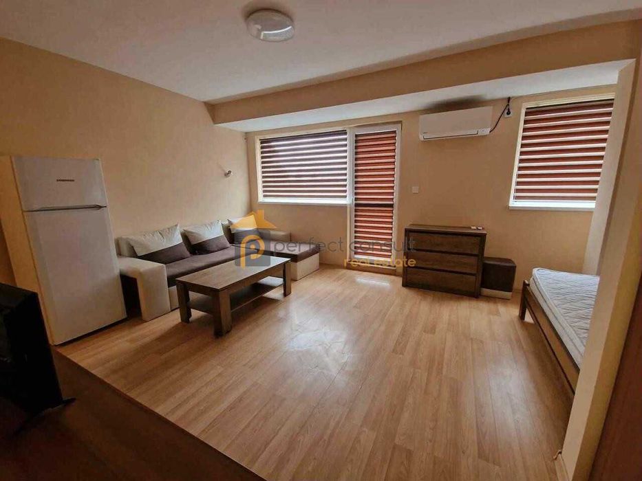 Едностаен апартамент във Въстанически