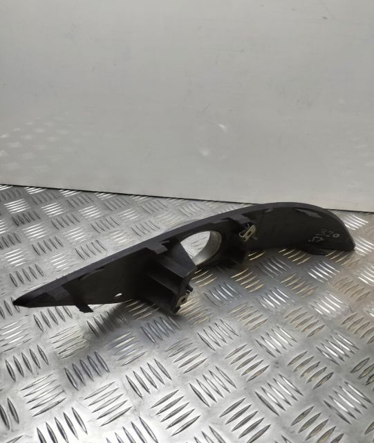 Grila proiector ceata bara fata a1698852722 Mercedes-Benz B-Class W24