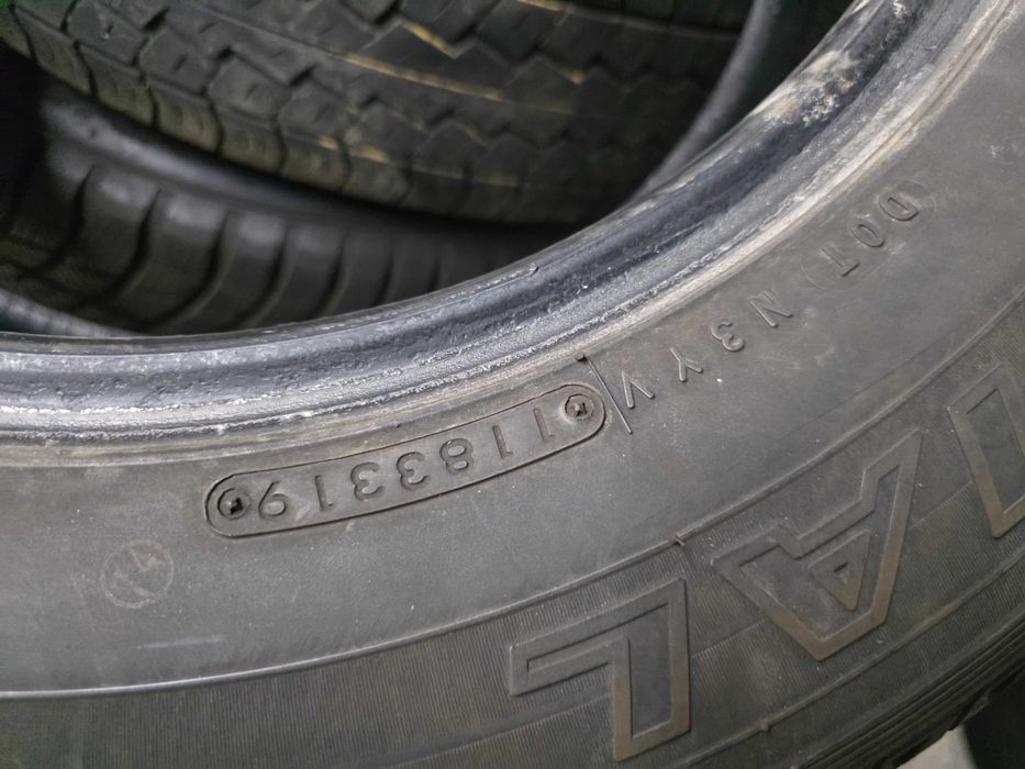 2бр Летни гуми 215 70 16 - Toyo