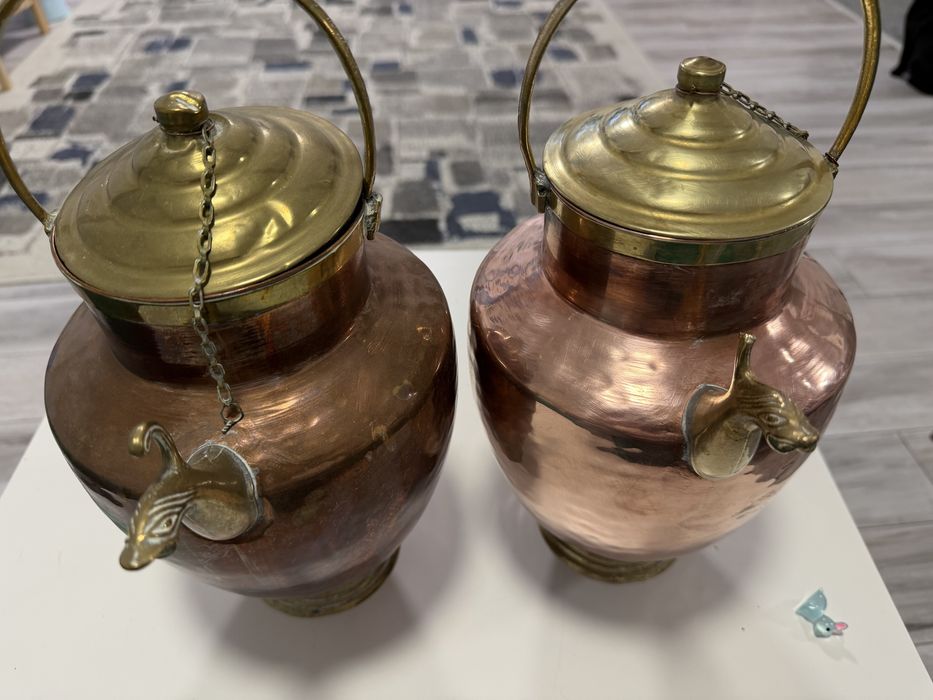 Vintage vas apa italian