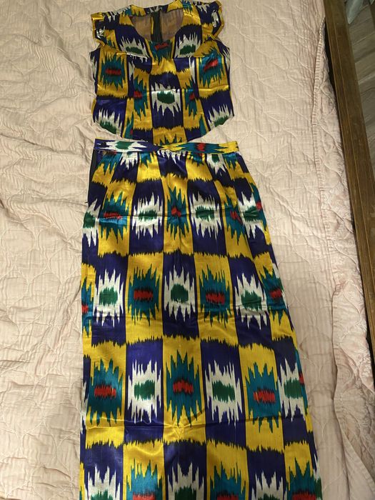 Продаеться национальное платье