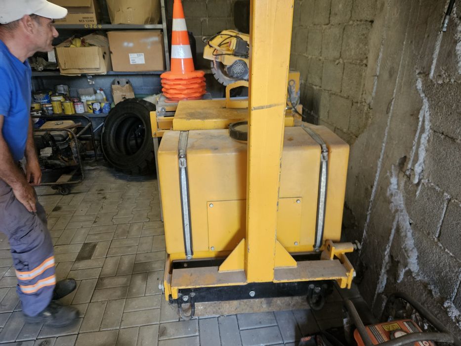 Compactor  ca si nou