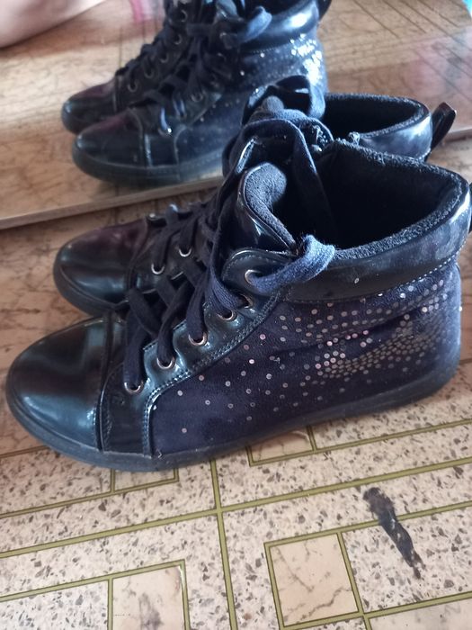 Ботинки для девочки