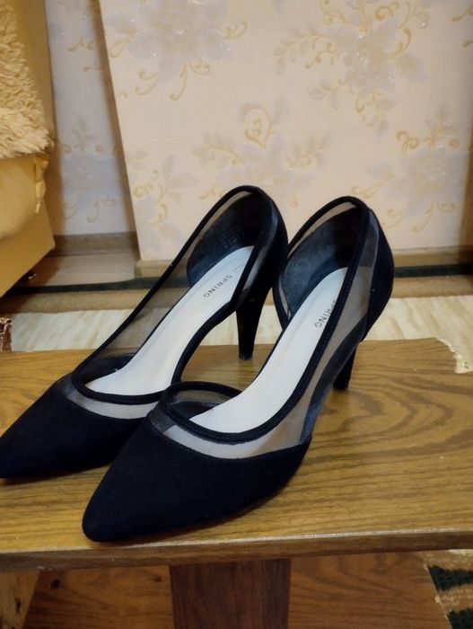 Продам женские обувь