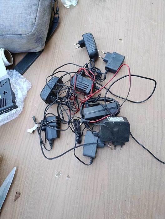 Блоки питания, зарядки на оргтехника, модемы разные