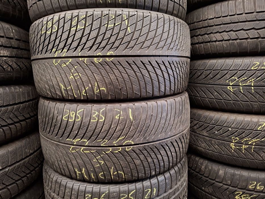 2 anvelope 295/35 R21 Michelin
