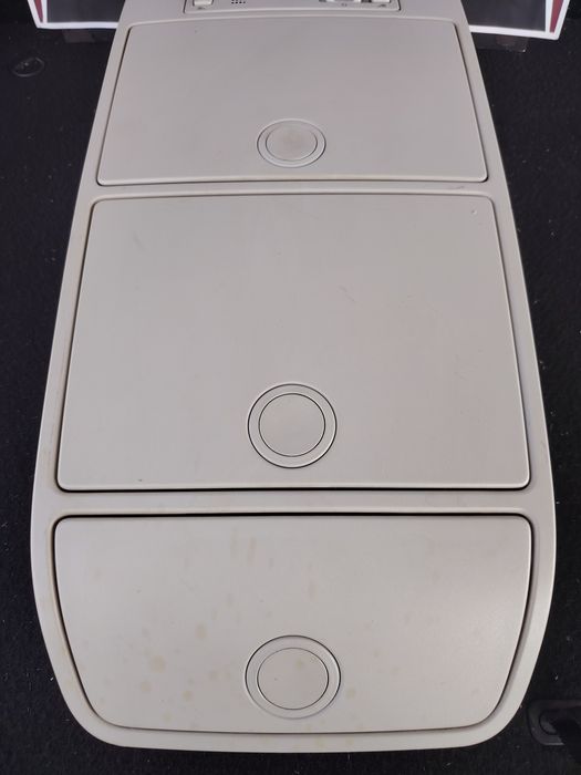 Жабка жабки с плафон Фолксваген Туран / VW Touran