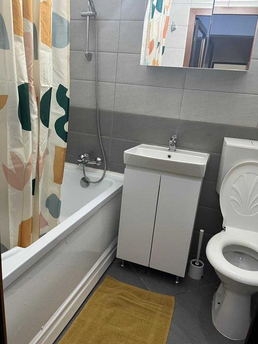De inchiriat apartament 2 camer